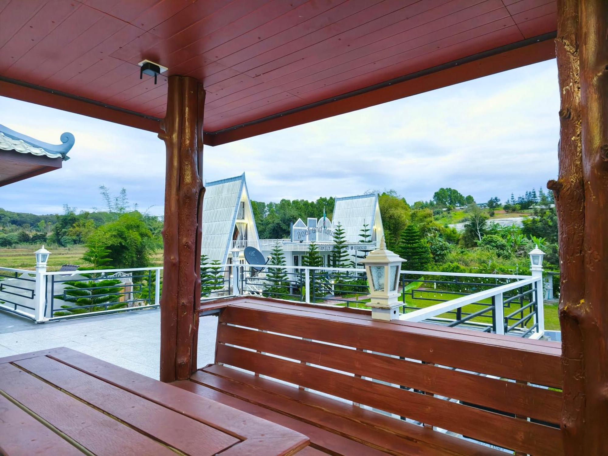 Boat And House Resort Khao Kho Ngoại thất bức ảnh