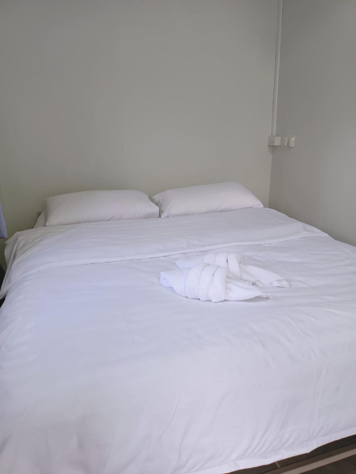 Boat And House Resort Khao Kho Ngoại thất bức ảnh