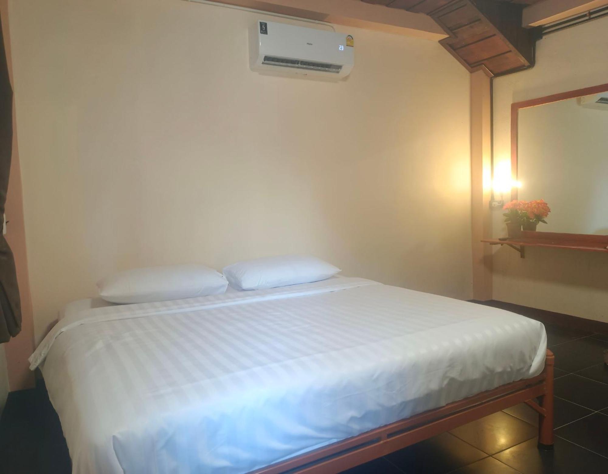 Boat And House Resort Khao Kho Ngoại thất bức ảnh